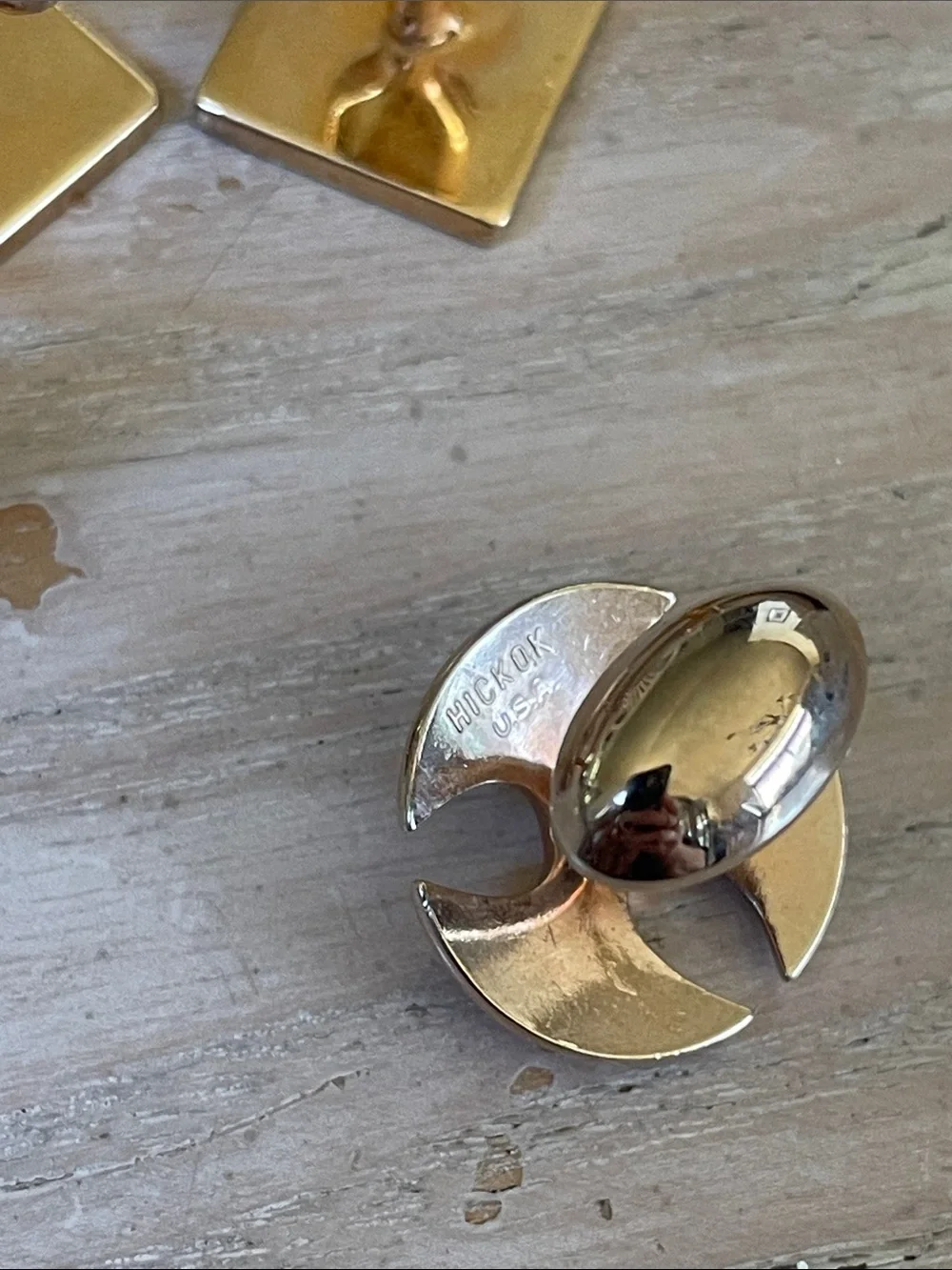 Classic Gold Plated Men's Cufflinks Set